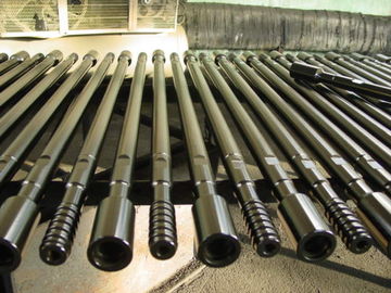Черное T45 3660mm продетое нитку Dia 46mm шпинделя сверлильного станка с процессом вковки