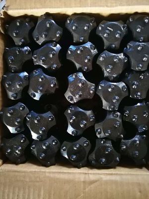 R32N Self Drilling Steel Anchor Bolts Anti Corrosion 200KN - 8000KN Capacity