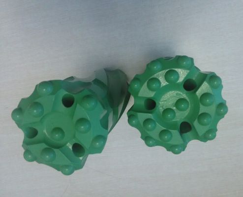 Тяжелый рок сверля буровой наконечник T38 64mm Retractable с центром падения