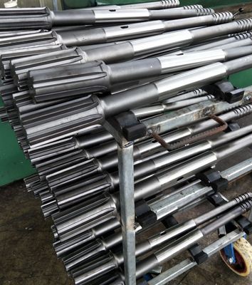 Перемещаясь сверло утеса прокладывать тоннель части, разрабатывая карьер буровая установка оборудует переходник хвостовика