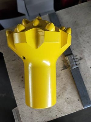 Продетые нитку вставки карбида вольфрама инструментов тяжелого рока минирования кнопки сверля