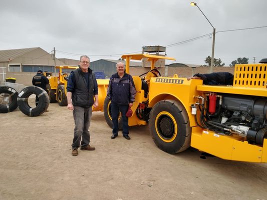 Гидростатический цвет желтого цвета емкости тома машины 1м3 сброса перетаскивания нагрузки насоса 1КБМ